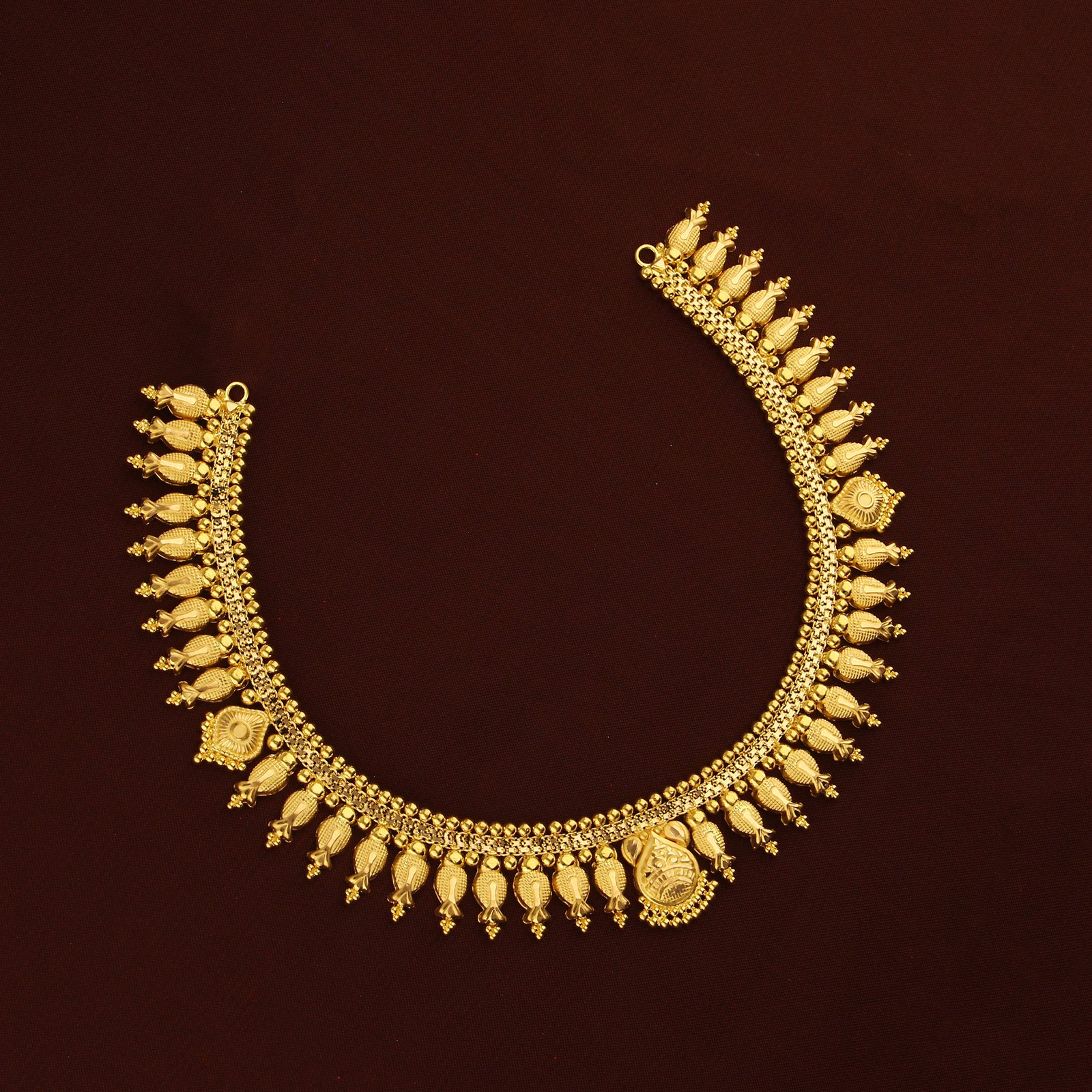 FANCY NECKLACE